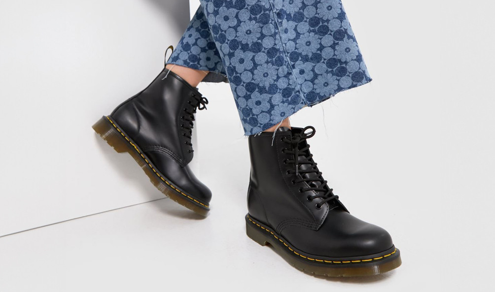 Dr. Martens batų odos tipai - kurį išsirinkti?